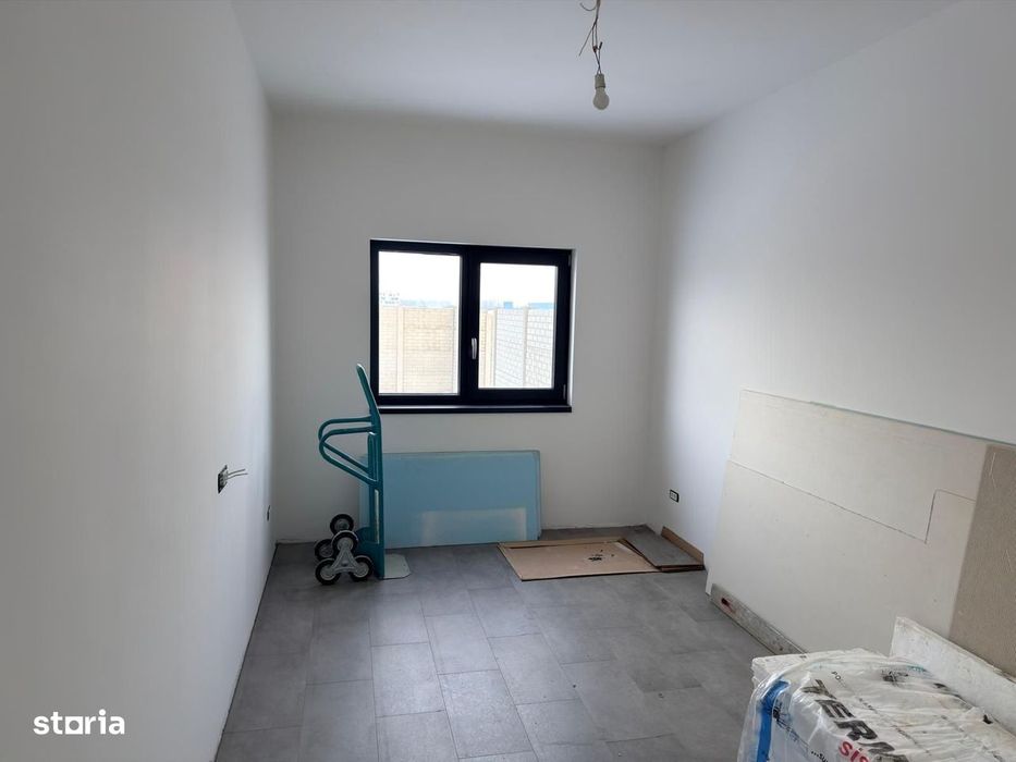 Comision 0-Dezvoltator vinde duplex parter, asfalt, toate utilitatile