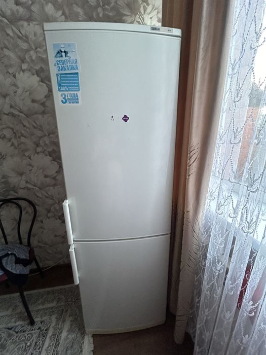 Продам холодильник фирма Атлант