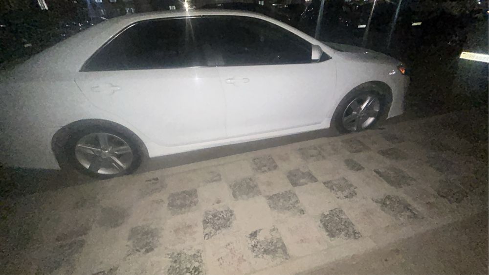 Тойота камри 2014 года