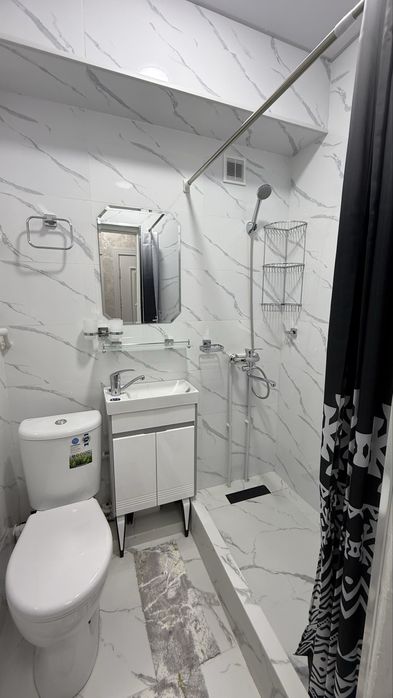 Срочно сотилади 1-2 хона клинган