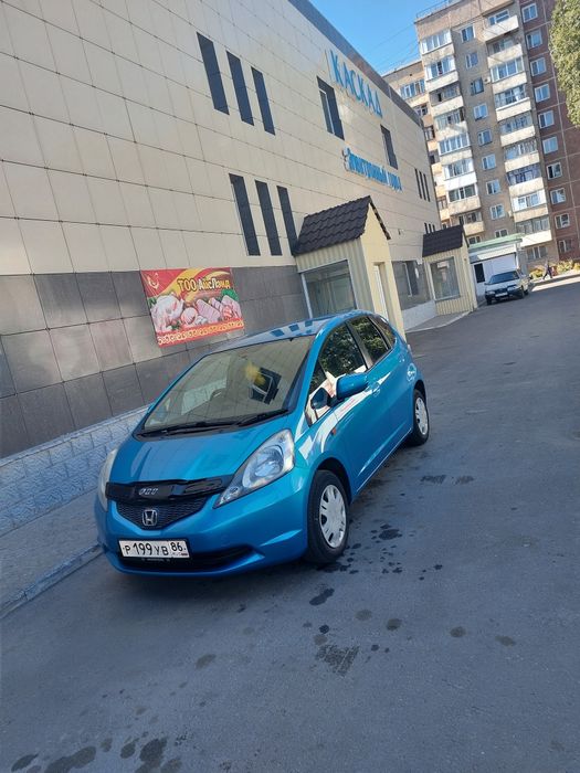 Продам Хонду фит