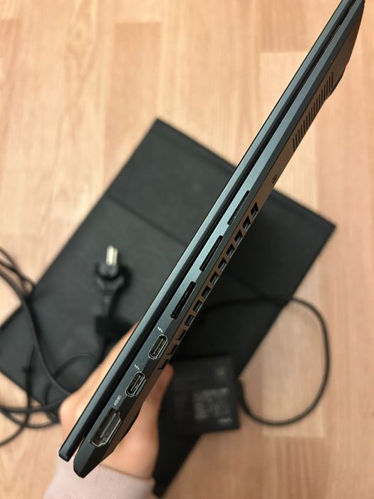 Laptop Asus Zenbook 14 flip