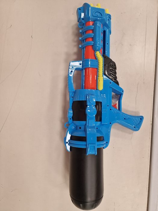 Pistol cu APA calitatea I