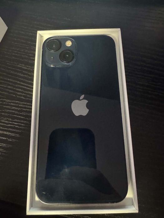 iPhone 13 - Albastru (Midnight), 128GB