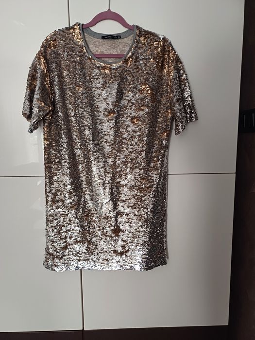 Rochie Bershka  argintie/aurie.