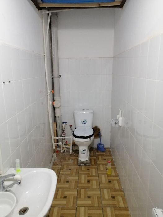 Ayraportdan Ijaraga dom 2 etaj 2 xona yangi dom