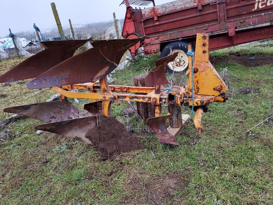 Plug reversibil huard