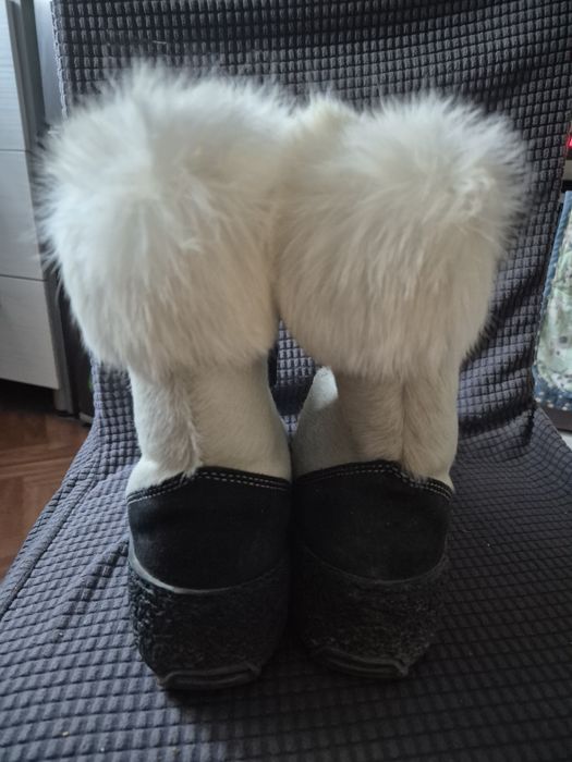 Зимние натуральные угги.