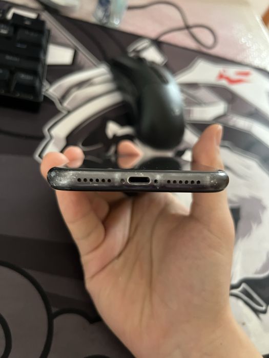 Iphone 11 64gb в нормальном состоянии