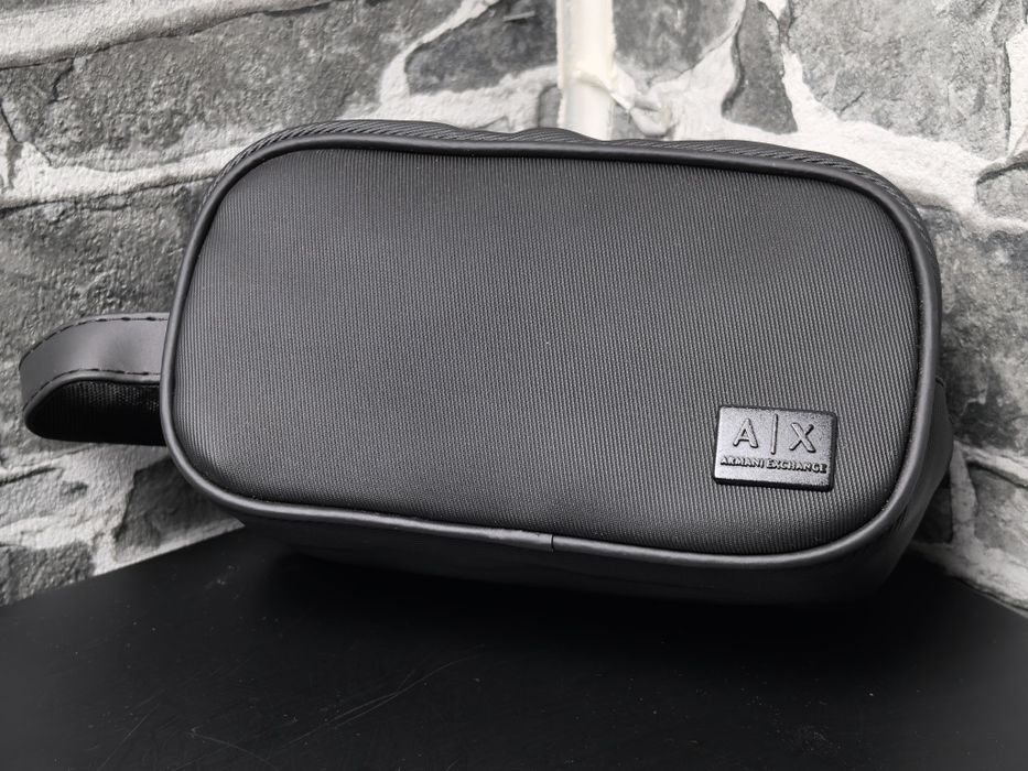 Emporio Armani чанта тип несесер