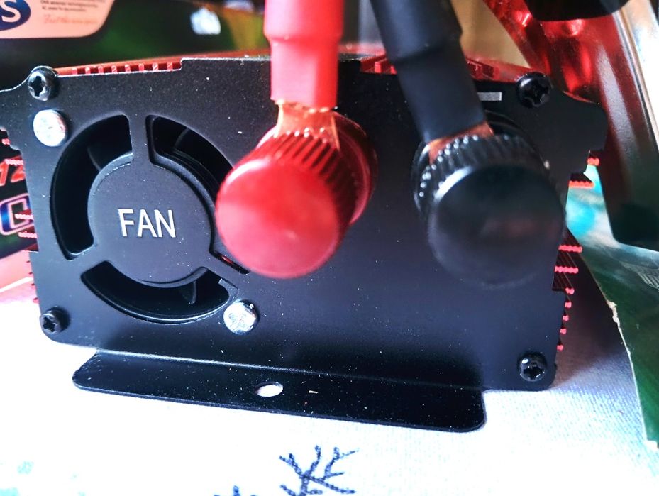 Invertor Auto 1500W 12V-220V NOU Sigilat | Stoc Limitat | Livrare Rap