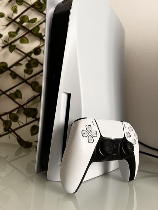 Garanție 17 luni Playstation 5 Disc, impecabil !