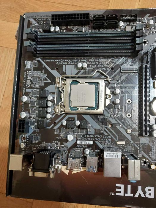 Intel Core i7 8700 + Gigabyte B365M DS3H