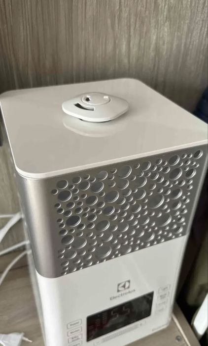 Увлажнитель воздуха Electrolux