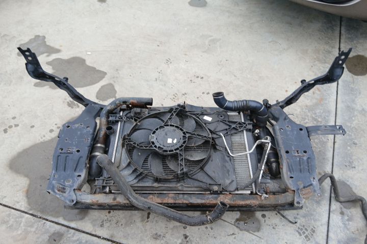 Trager / Calandru 1.5 CRDI 1.5 CRDI Nissan Qashqai prima generatie J1