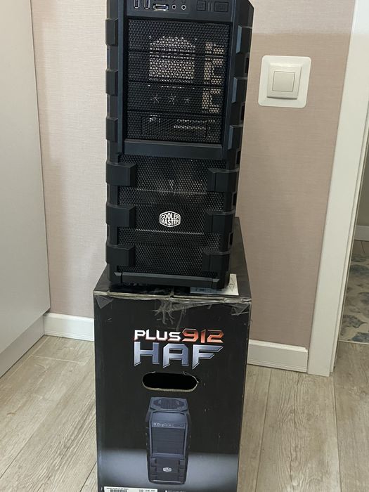 HAF 912  cooler master 2012