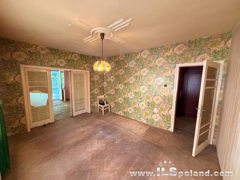 Продава се Тристаен апартамент в Варна, Център - 99 кв.м за 3829 €/кв.м - Снимка #3