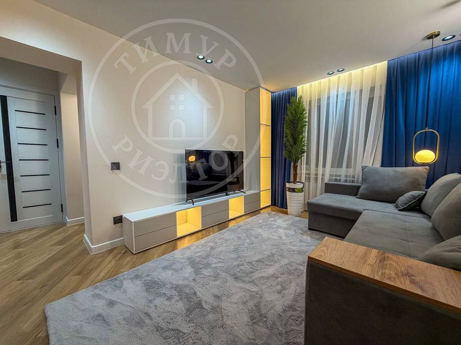 1/5/5 Буюк Ипак Йули,Светлана,новый Евроремонт, мебель техника,кирпич