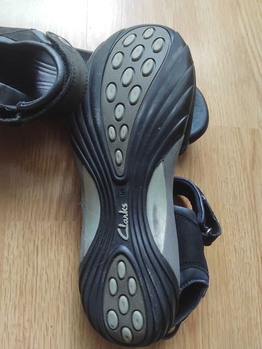 Сандали Ecco и Clarks