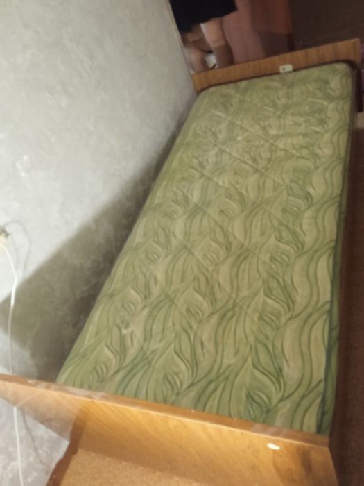 Кровати крепкое 2 штуки