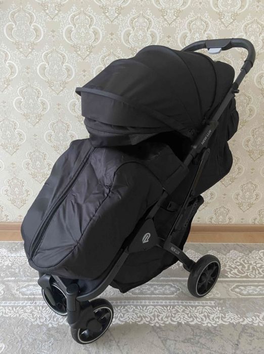 Коляска 18000тенге