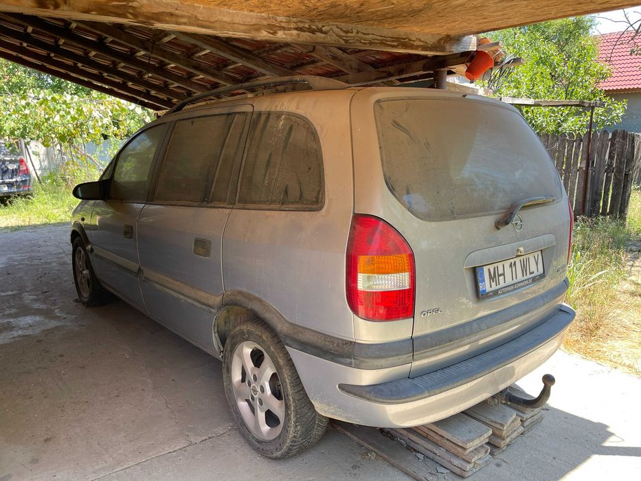 Vand Opel Zafira 2.0 DTI pentru piese