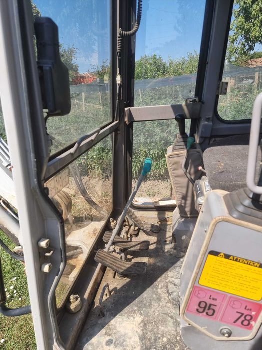 Багер  Takeuchi TB 035