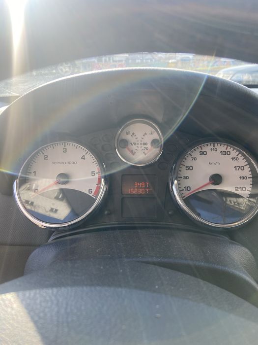 Peugeot 207 SW 2012