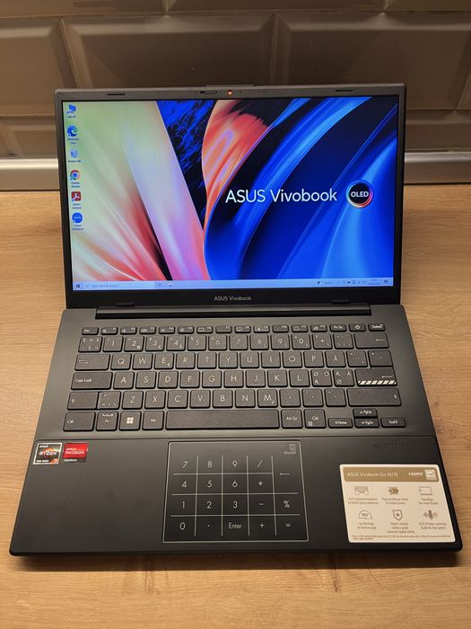 Laptop ASUS Vivobook Go Ryzen 3 7320U 8GB RAM 256GB SSD