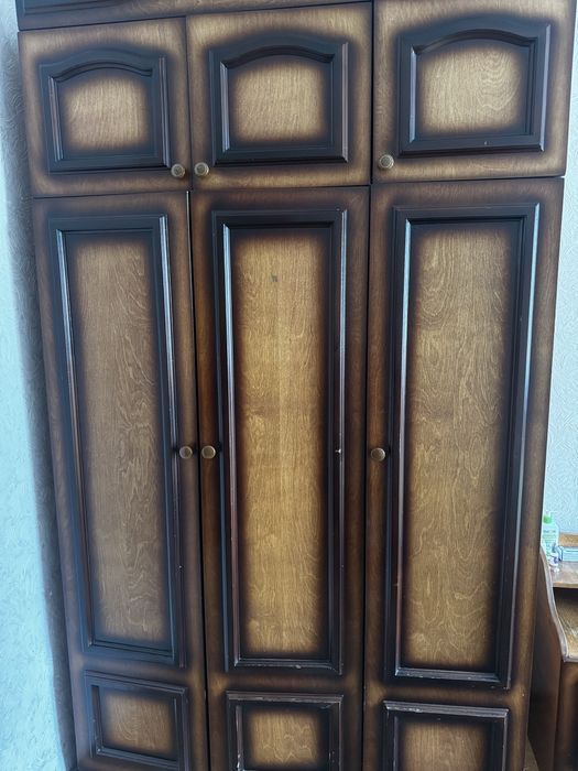 Продам спальный гарнитур