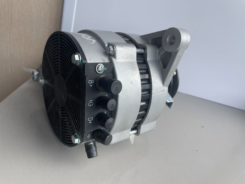 Генератрр на погрузчик