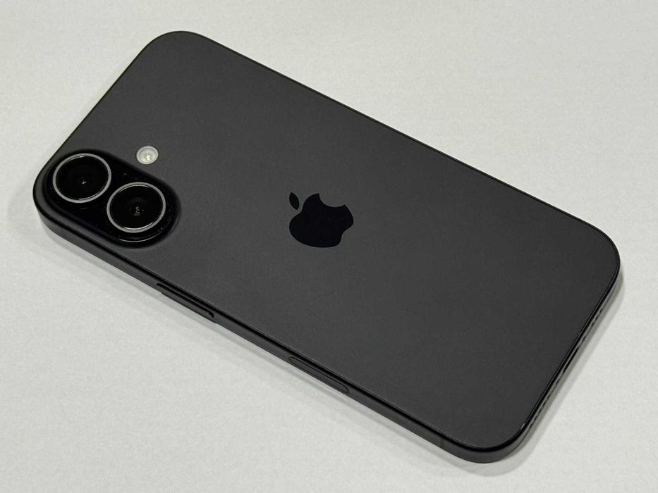 Apple iPhone 16 128GB 93%Battery Health