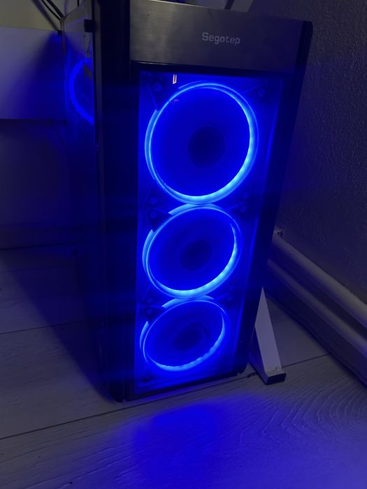 PC Gaming (RTX 5060 8GB, Ryzen 5 5500GT, 16GB RAM) - Rulează orice joc