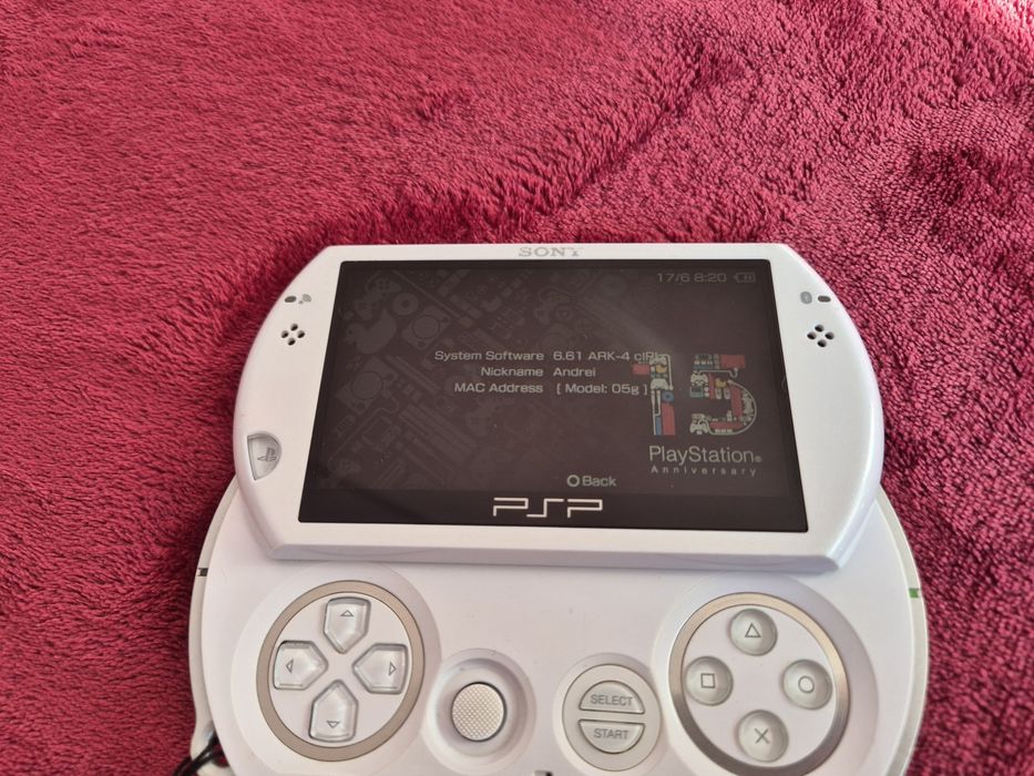 PSP GO  Alb Modat