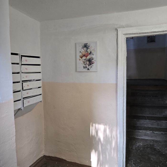 Продам 2 х комнатную квартиру