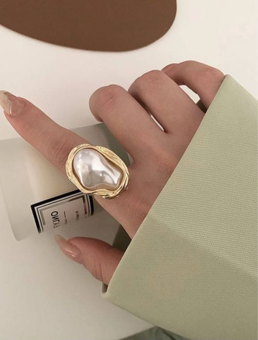 Бижутерия. Кольцо