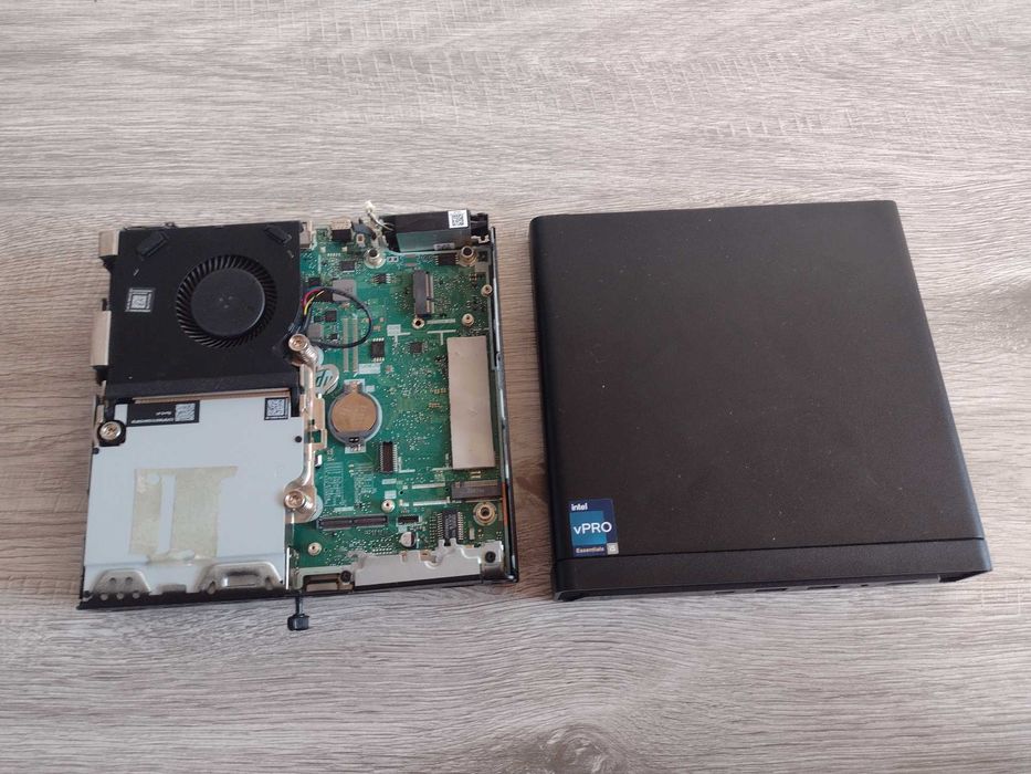 HP Pro mini 400 G9 Desktop PC