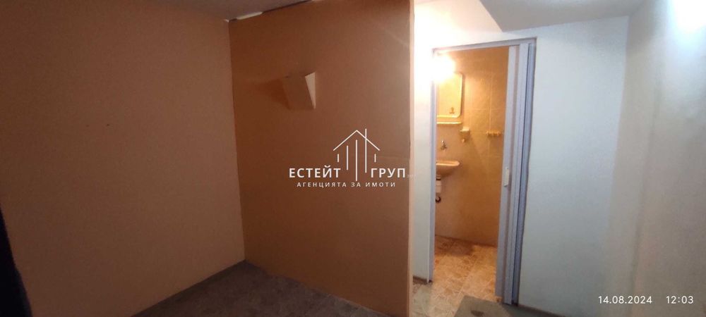 Дава се под наем Офис в Варна, Колхозен пазар - 43 кв.м за 255 € - Снимка #8