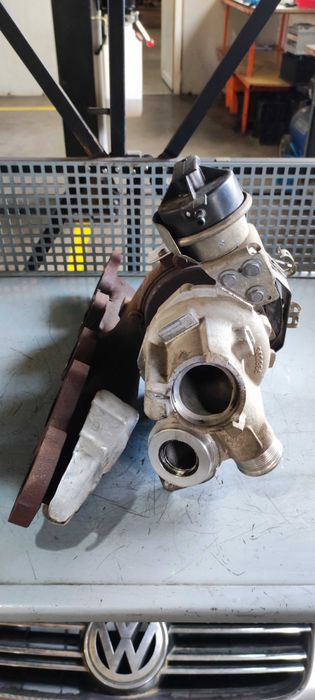 Turbo volkswage vw touran 2.0 TDI 150  04l253010t dfe crl dfea crlb