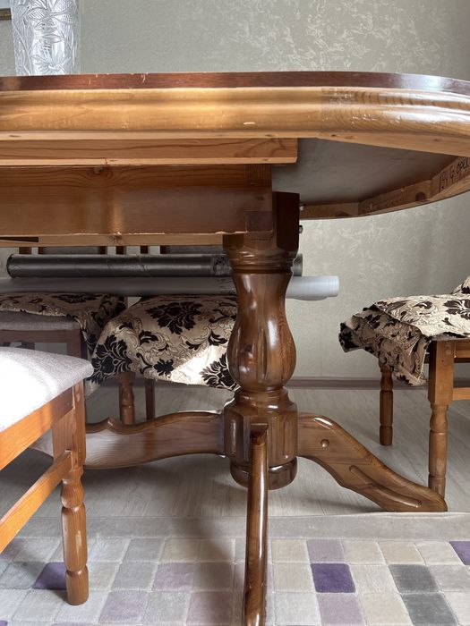 Продам стол и стулья