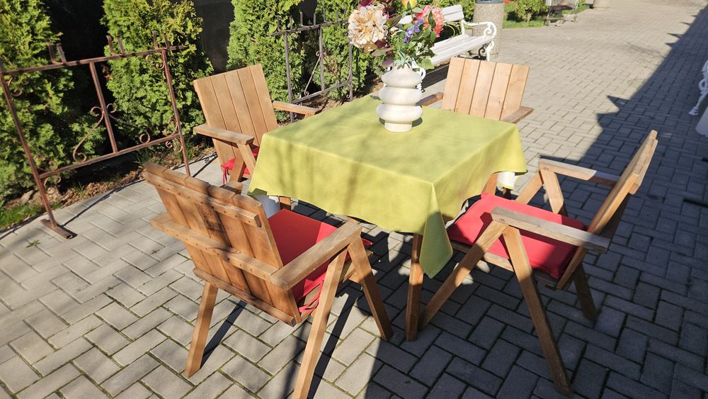 Mobilier Horeca , masa terasă lemn masiv