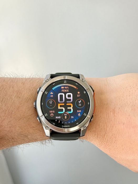 Garmin Fenix 8 AMOLED 51mm Titanium – Идеално състояние