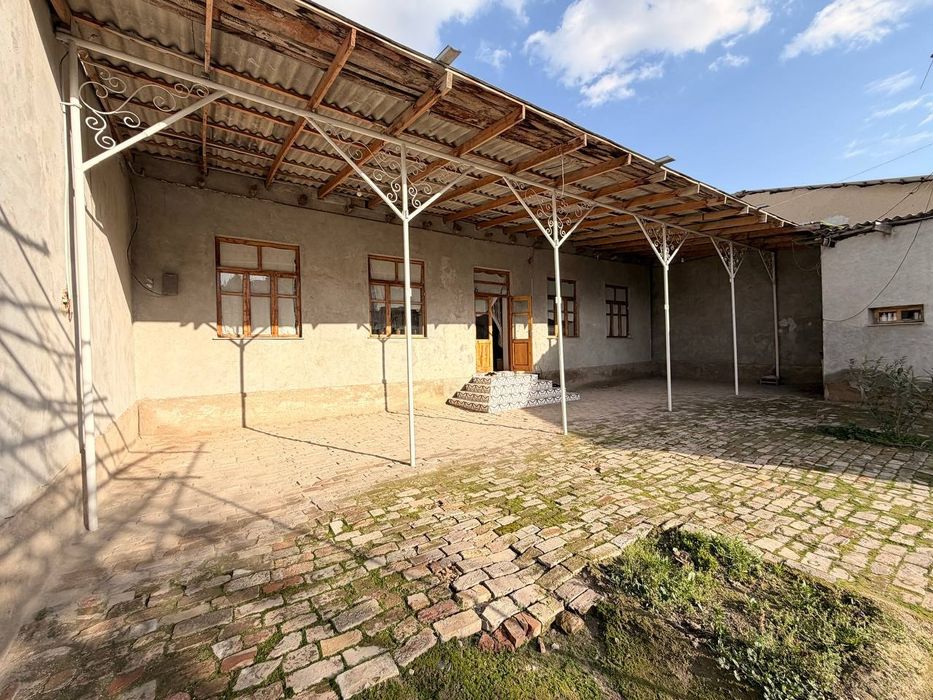 Срочна Ховли  сотилади 7.3 сотик