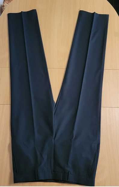 Pantaloni barbati stofa negru M-L noi