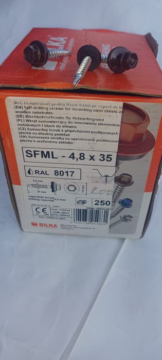 Holtsuruburi Bilka 4,8x35 pentru fixat tabla pe lemn