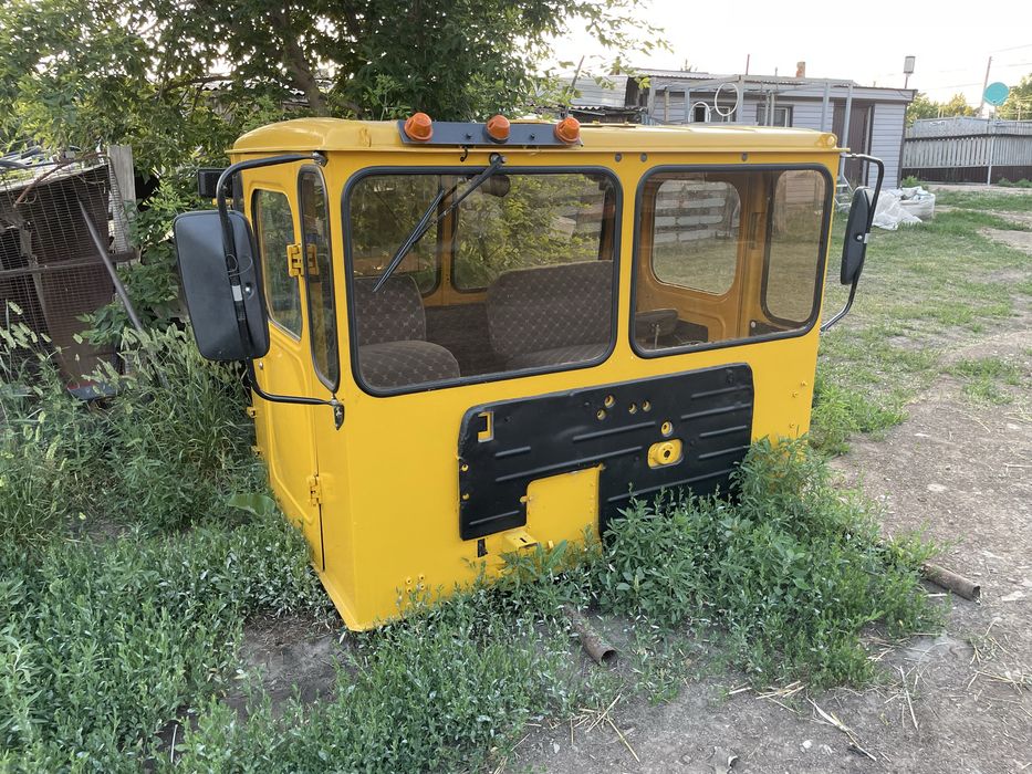 Продам кабину К700
