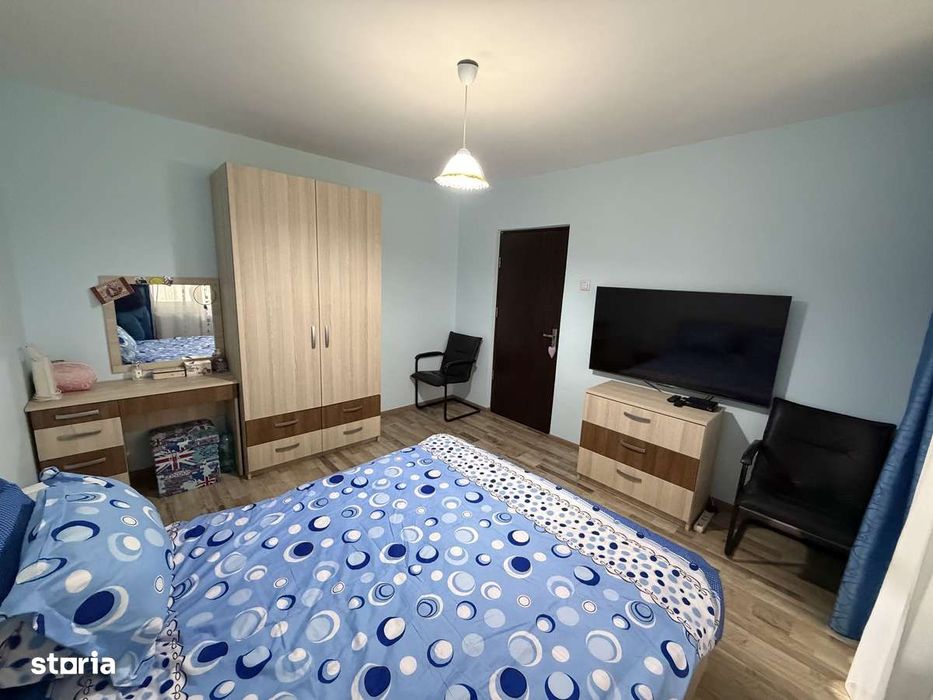 Apartament 4 camere, balcon, Rahova