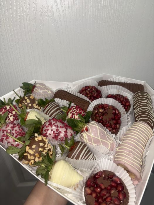 Клубника в шоколаде/ Астана