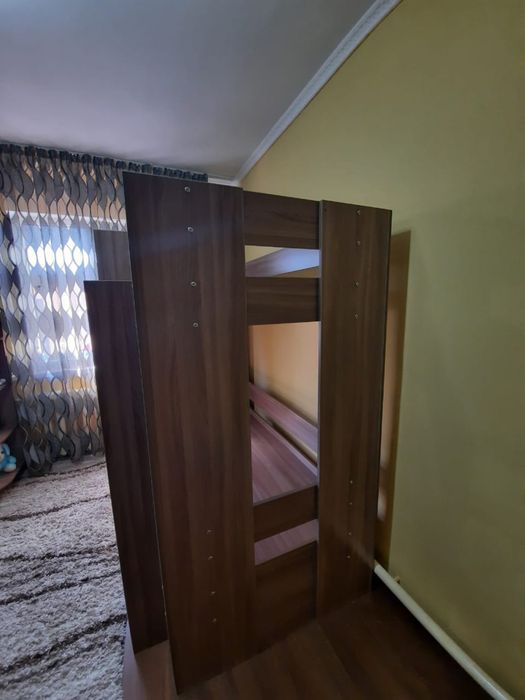 Двухярусная кровать