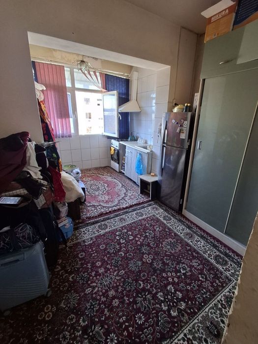 1хоналик 3каватда 5микрорайон, 35мактаб